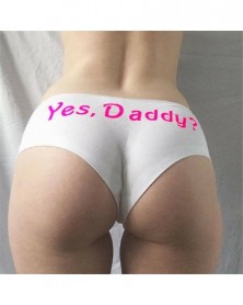 39 Fehér XL-es Yes Daddy...